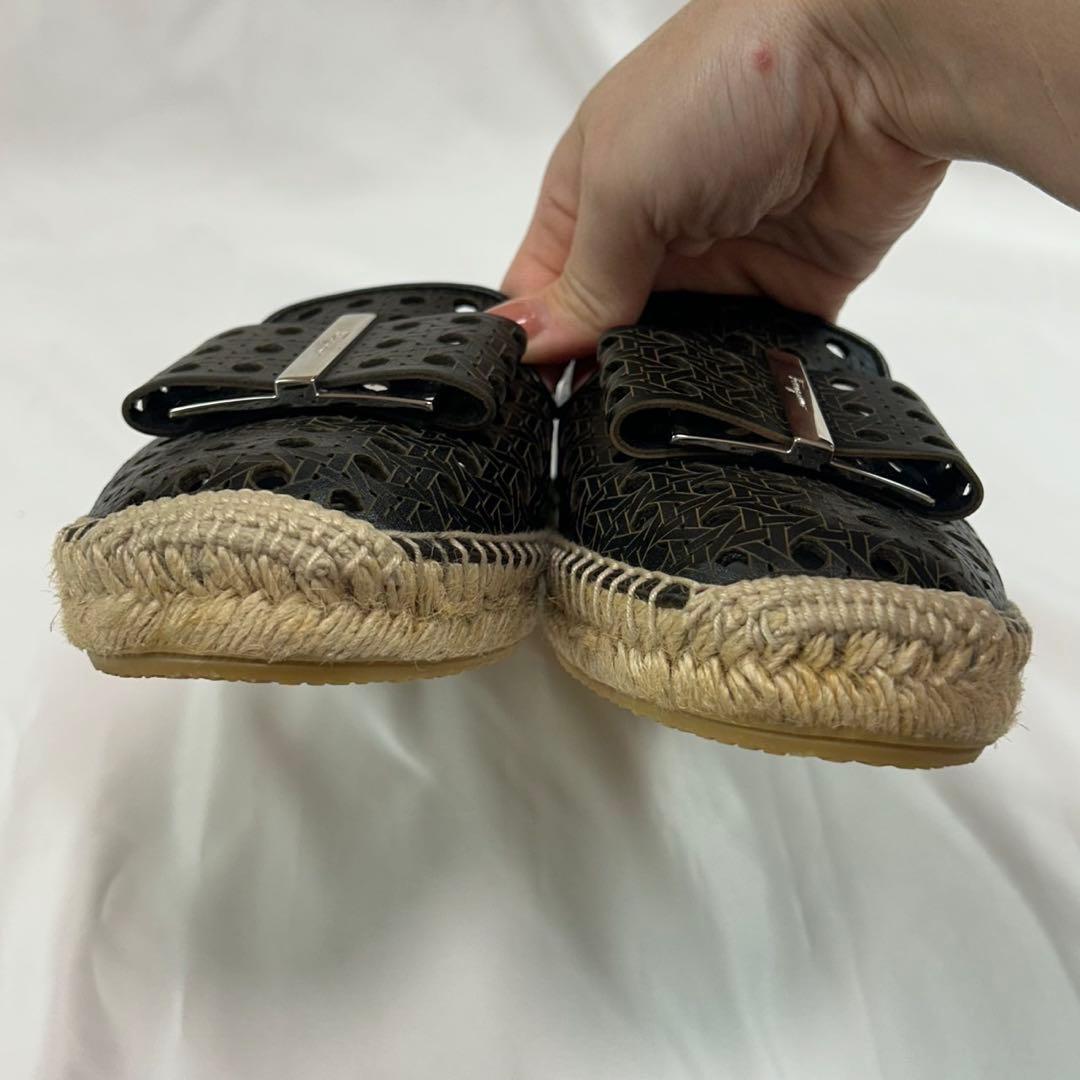 J674 新品未使用 25.0cm サルヴァトーレフェラガモ レディース