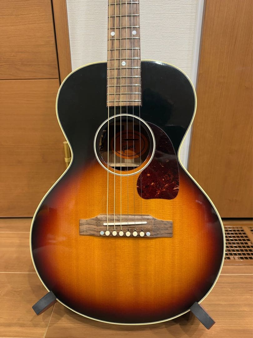 【激レア】 Limited Edition B-25 3/4 Triburst 1964 Gibson B-25￼ 3/4 Size - YouTube