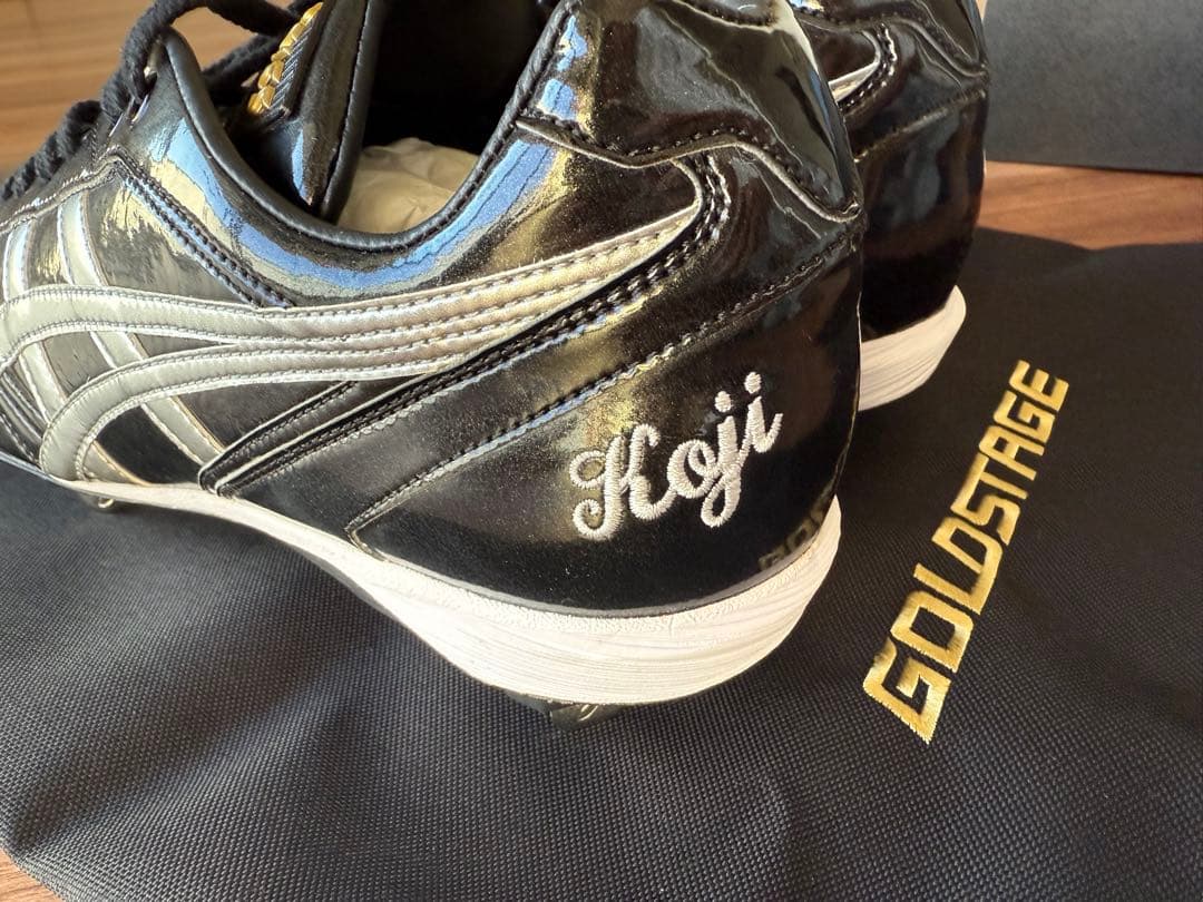 ASICS 野球用スパイク 黒/近本光司ロゴ入り　新品 20802-236-