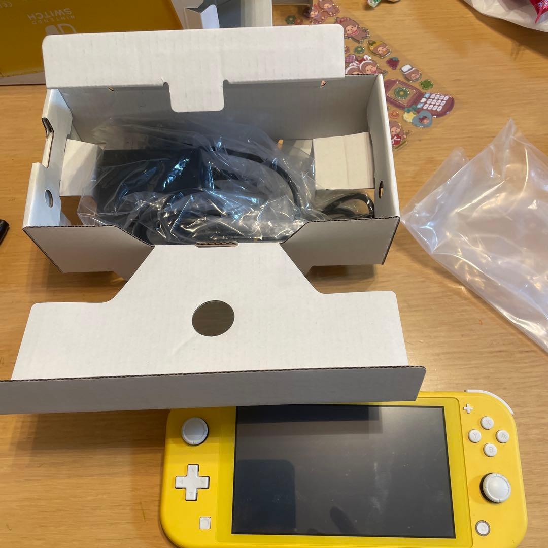 Nintendo Switch Lite イエロー 本体 早い者勝ち - メルカリ