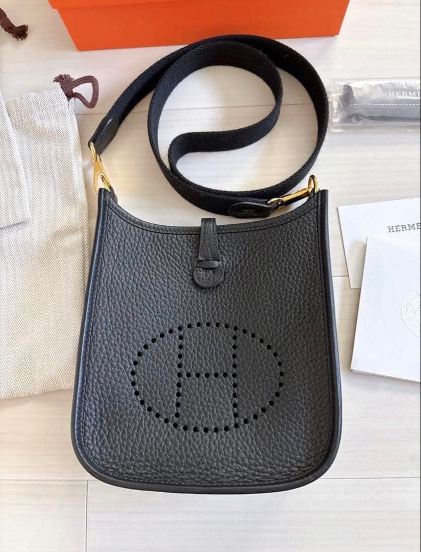 専用！エルメス ミニエヴリンtpm ノアール ショートストラップ - メルカリ