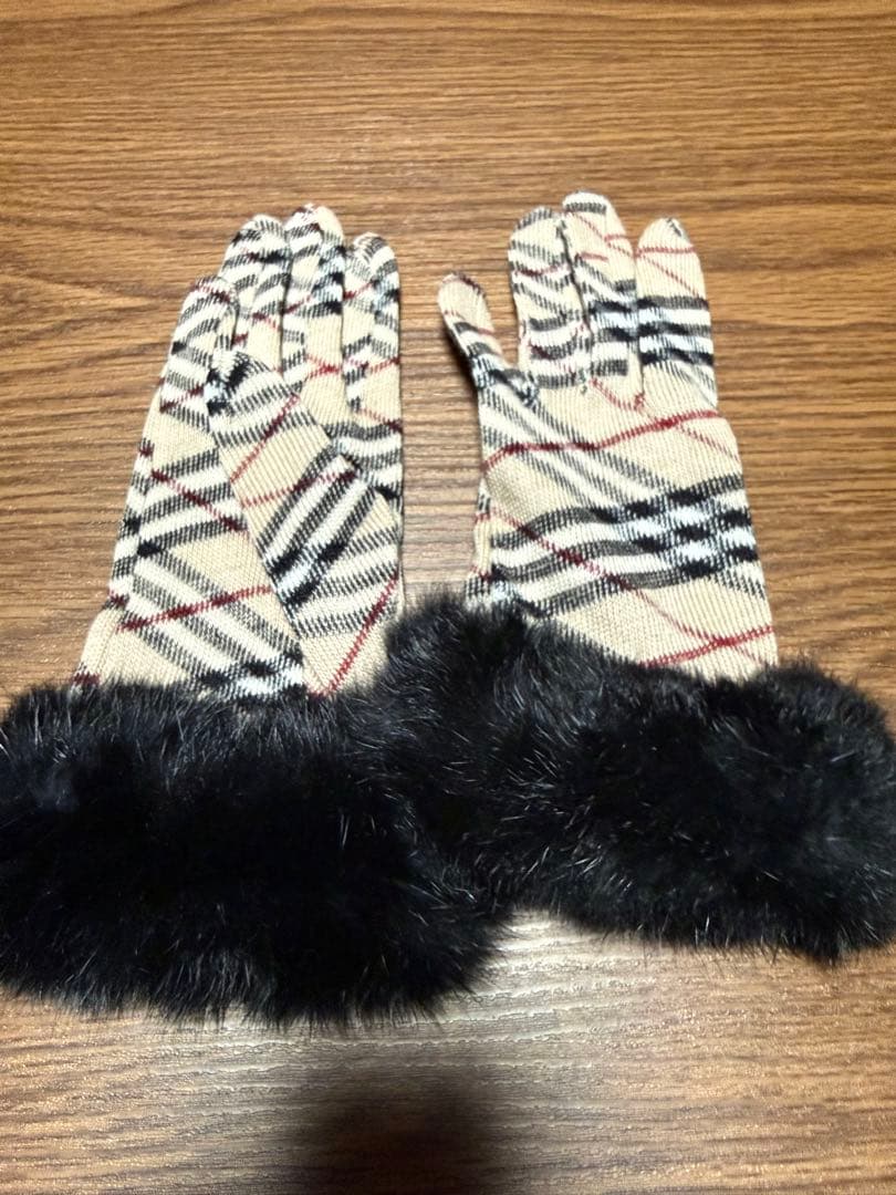BURBERRY BLUE LABEL チェック柄手袋 - メルカリ