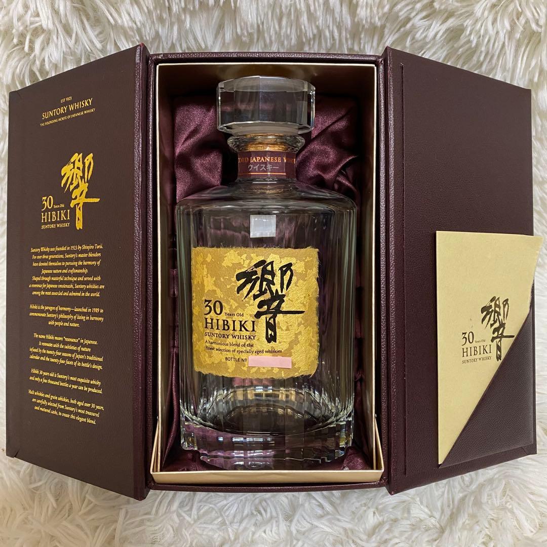 Alan様 【空瓶】サントリー響 HIBIKI 30年 説明書 外箱付 響 30年 ウイスキー サントリー ギフトボックスの通信販売