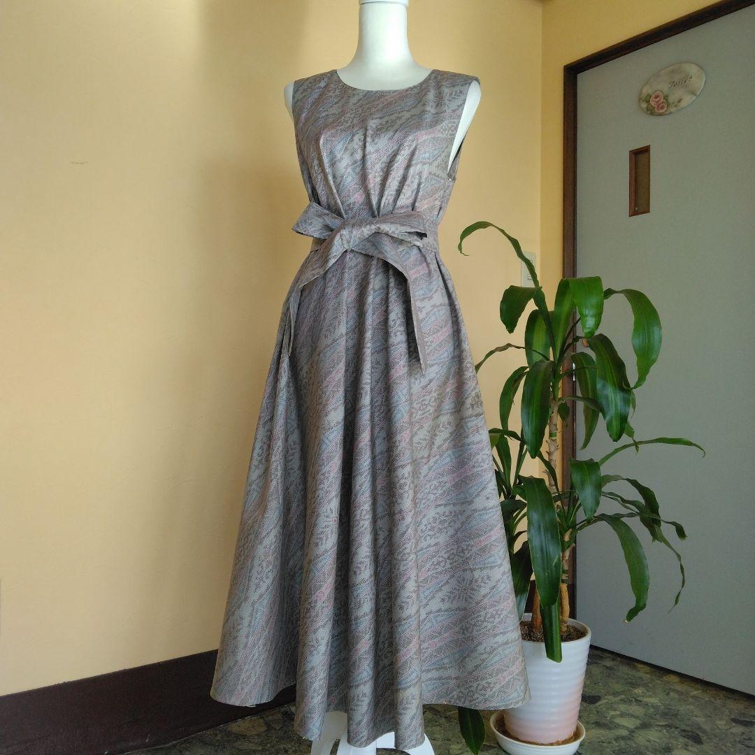 白大島紬着物ら、バイアス仕立てロングフレアーワンピース M寸 - メルカリ