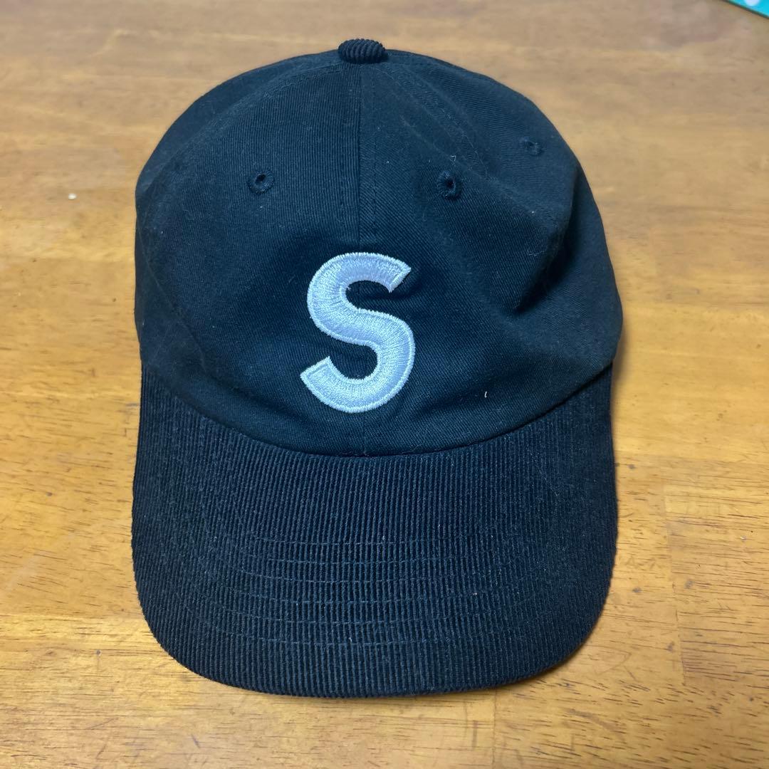 SUPREME ブラック キャップ Sの刺繍 SUPREME S刺繍キャップ 黒 Supreme キャップ 黒 ロゴ刺繍 公式通販