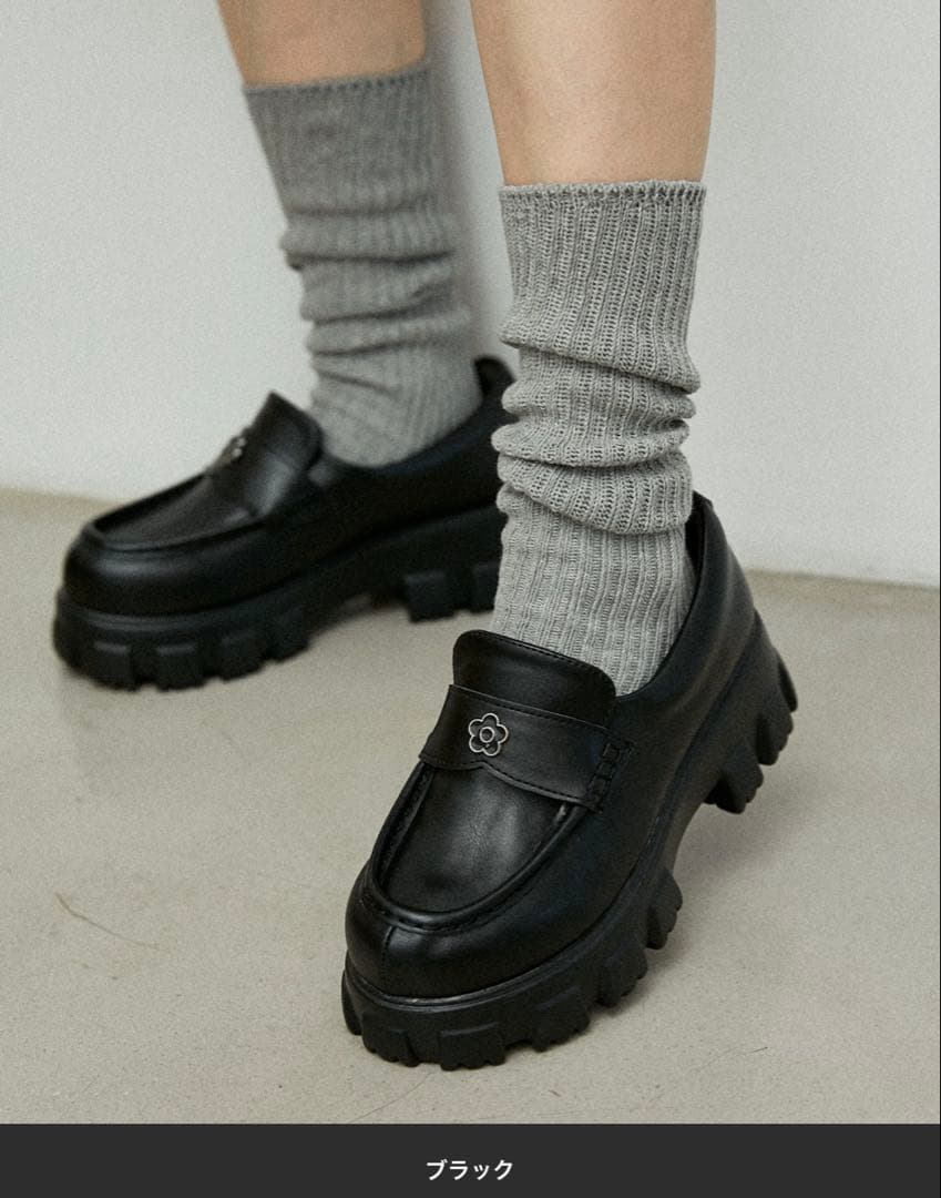 MARY QUANT PUBULX ブラック 厚底ローファー MARY QUANT × PUBLUX/マリークワント フラワーモチーフ 厚底