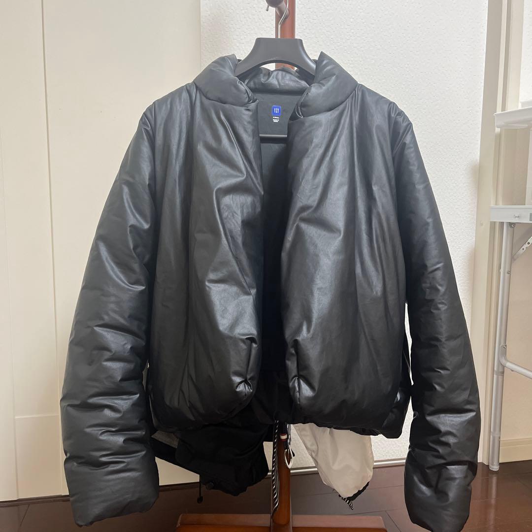 Yeezy × Gap ラウンドジャケット 黒 xsサイズ - メルカリ