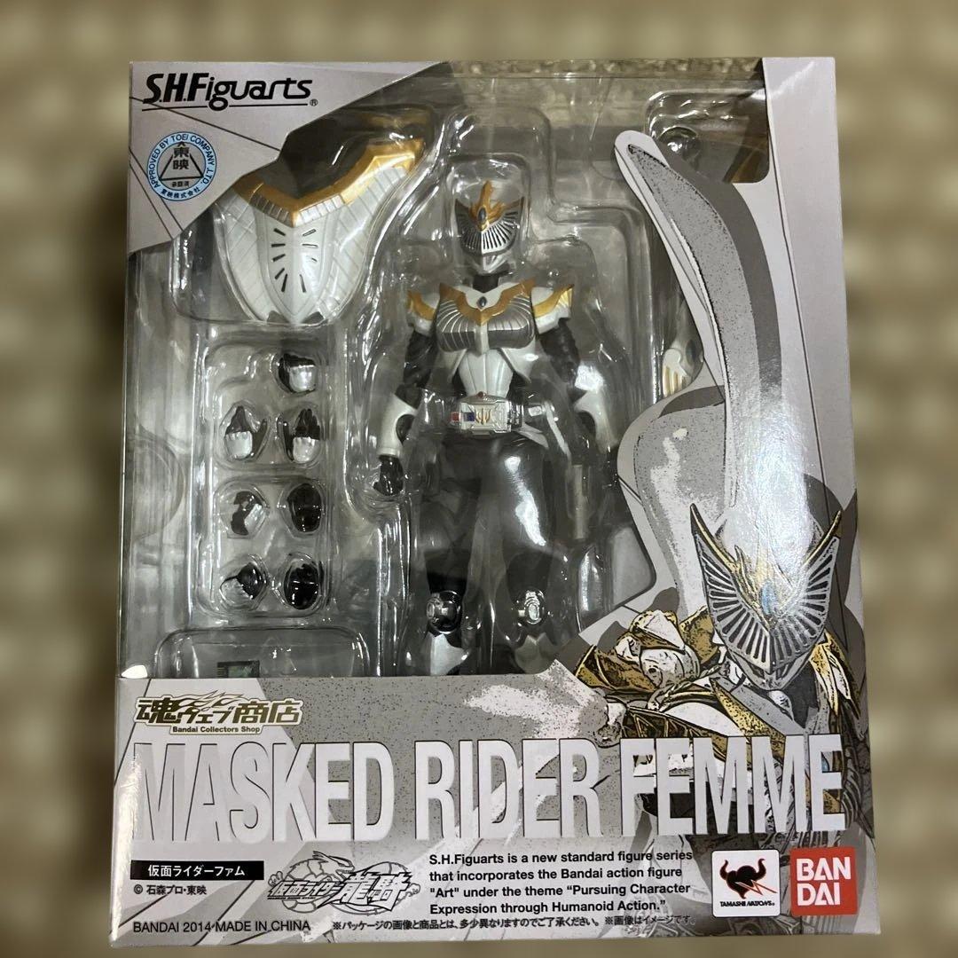s.h.figuarts 仮面ライダー　ファム　開封美品 龍騎