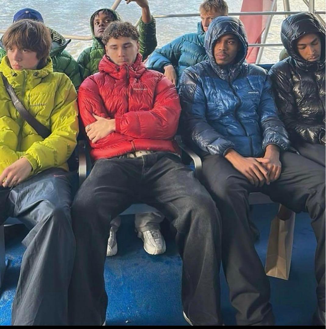 old mont-bell モンベル ダウンジャケットレッド 古着 90s - メルカリ