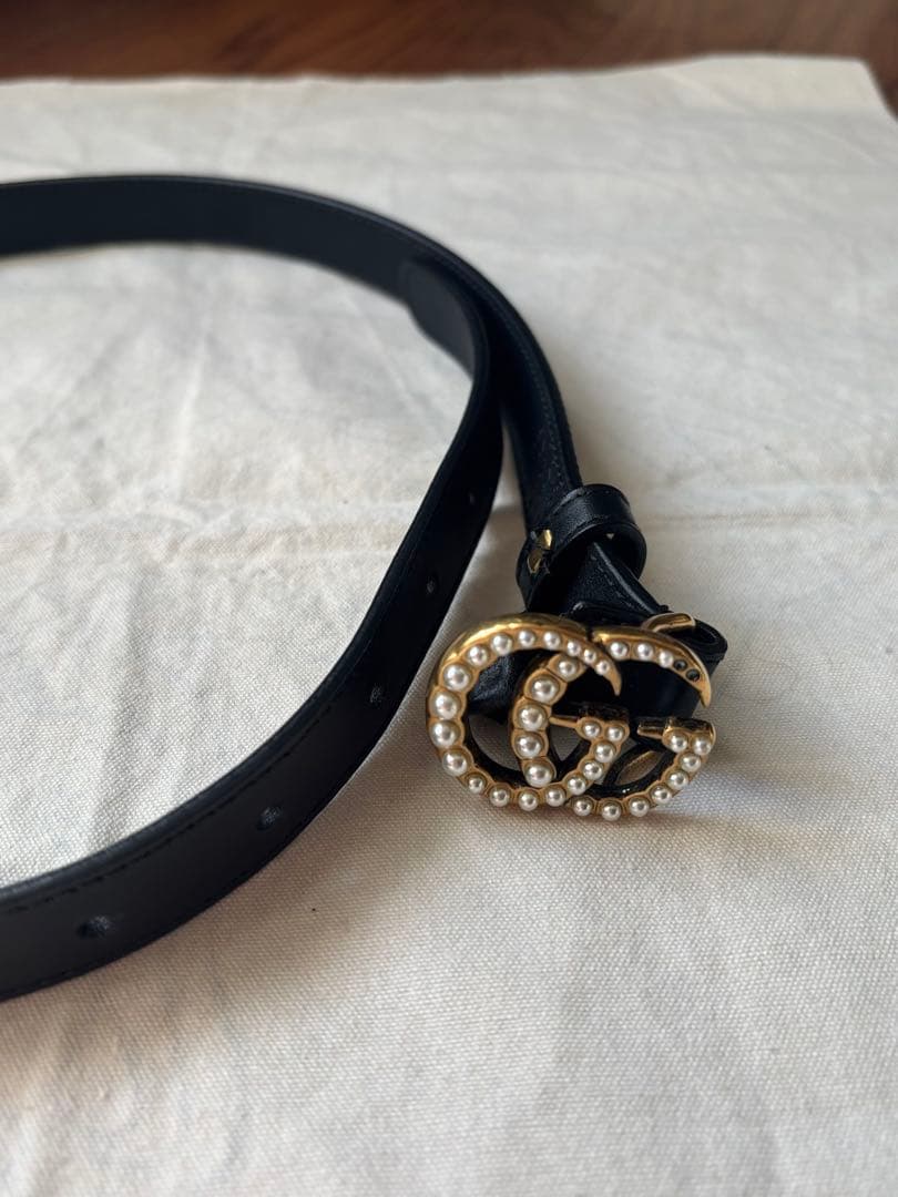 GUCCI パール付きブラックベルト パール付き ダブルG ワイド ベルト ・ブラック レザー | GUCCI公式
