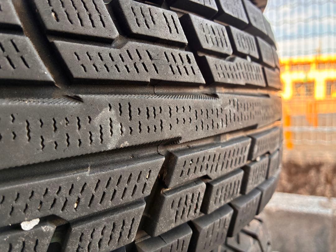 12/8まで専用　ジムニー スタッドレス 185/85/R16 4本セット