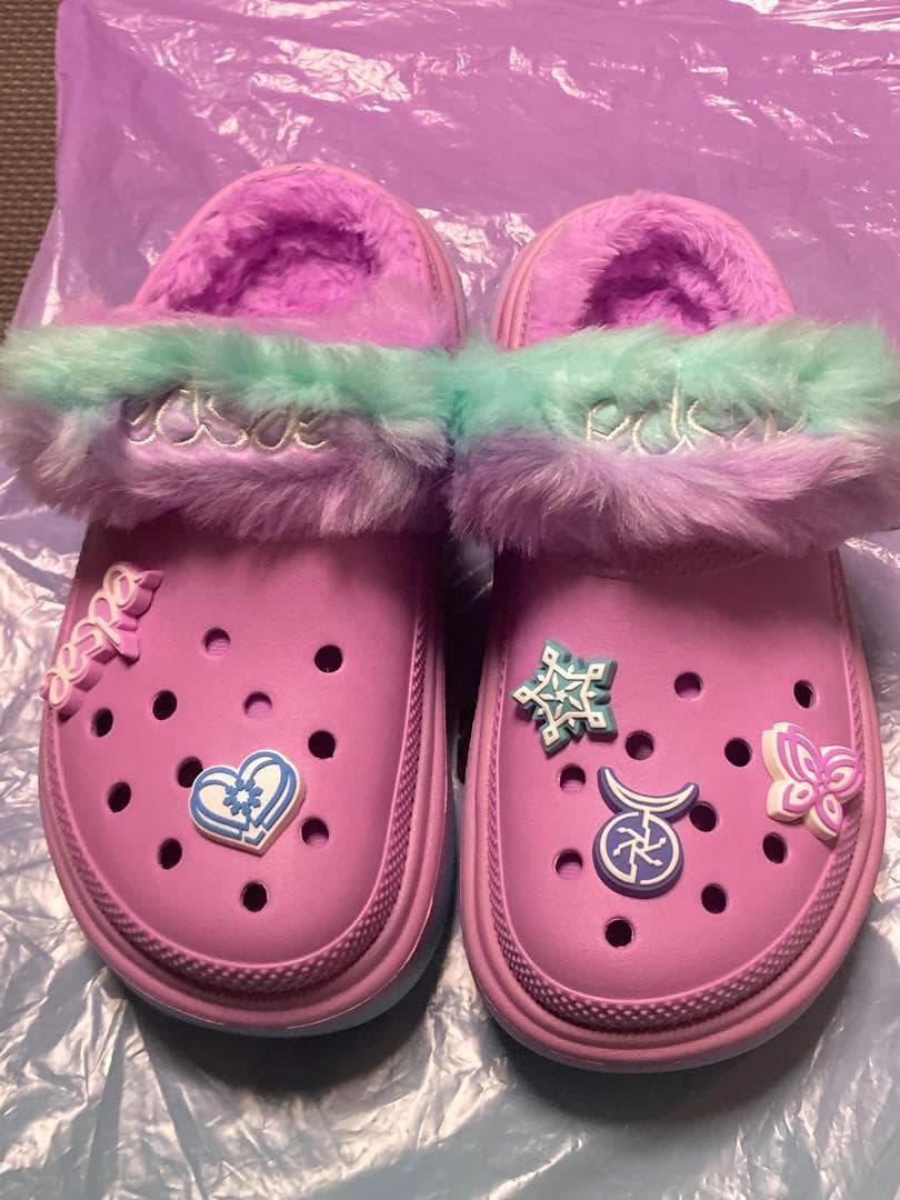 定価14300円】新品 23㎝ aespa×crocs クロックス サンダルb - メルカリ