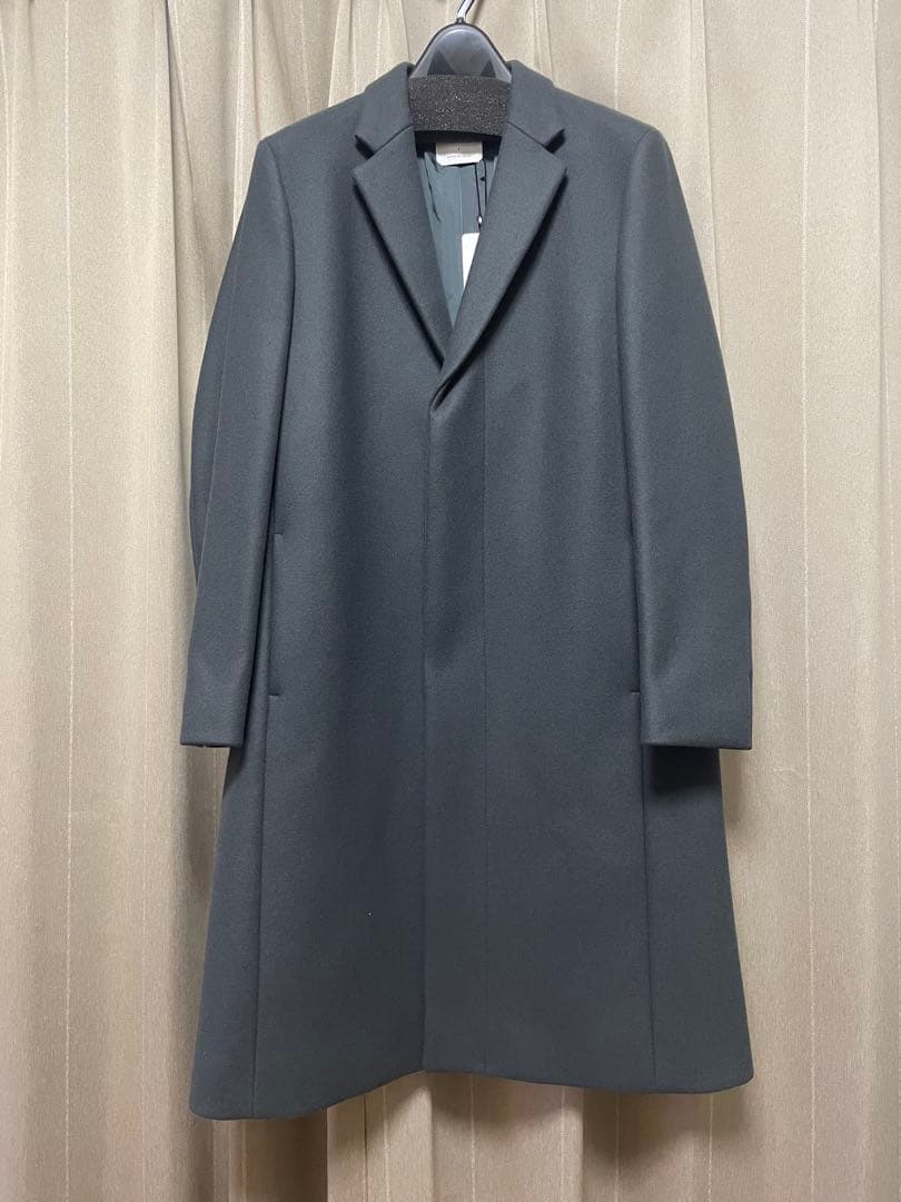 新品保管品　ユナイテッドトウキョウ　チェスターコート　グレー UNITED TOKYO｜ユナイテッドトウキョウのチェスターコート（グレー