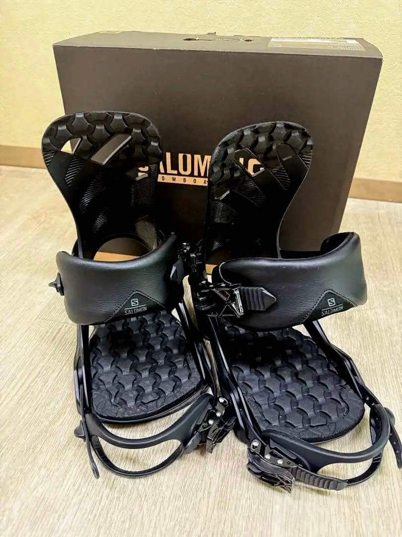 あ*ー様 SALOMON バインディング RHYTHM BLACK　正規品 スノ SALOMON（サロモン） Sサイズ のみ バインディング RHYTHM リズム